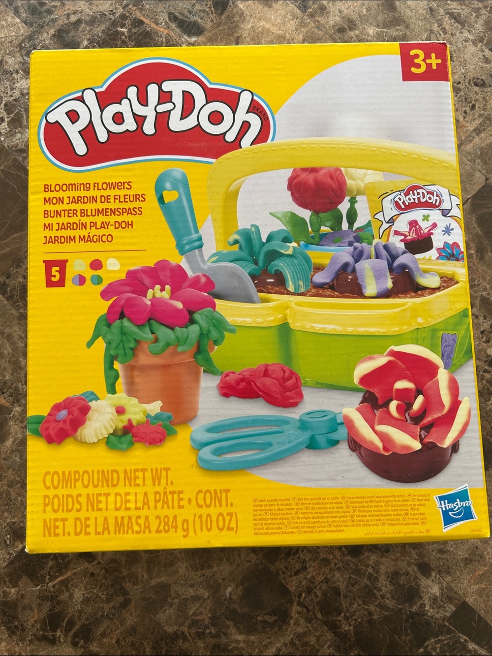NEW 🆕 Play-Doh Blooming Flowers Playset - Multi-Color factory sealed